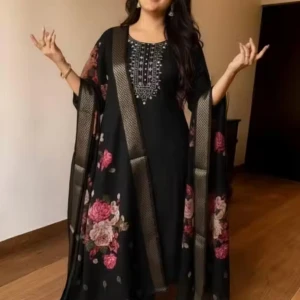Woman's Rayon Kurti Pent With Dupatta